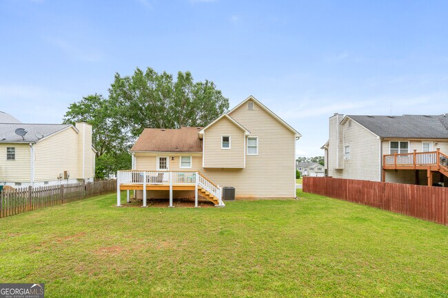 Building Photo - 13 Huntcliff Dr