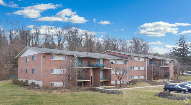 Building Photo - Edmondson Park Apartments