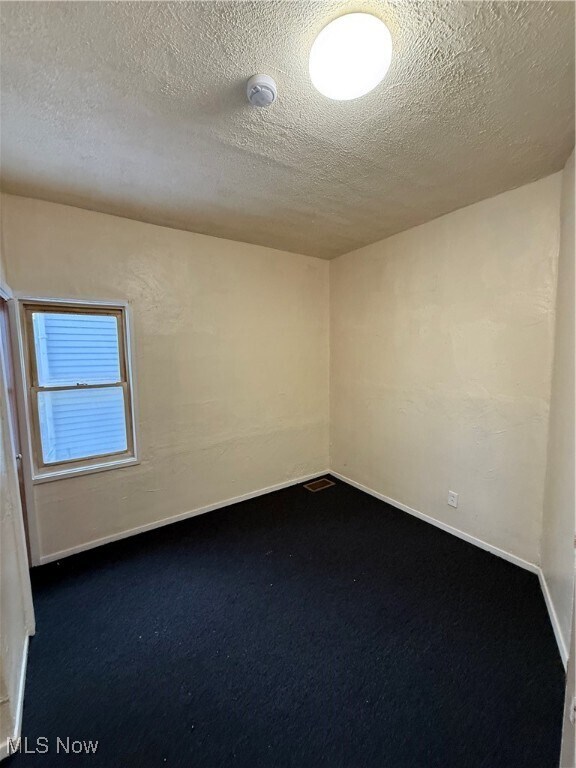 Building Photo - 3467 E 149th St