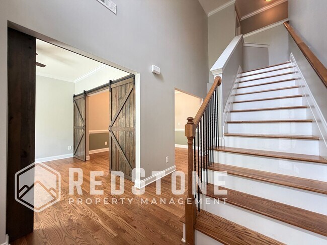 Building Photo - 1823 Buxton Way