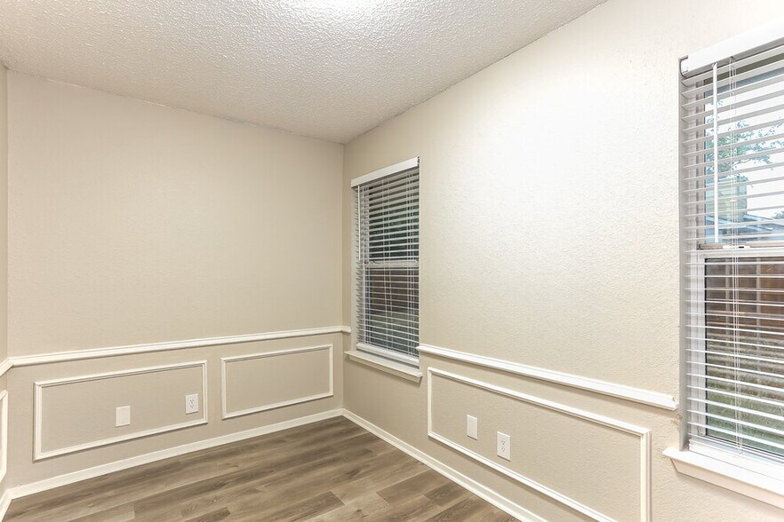 Building Photo - 6507 Stetter Dr