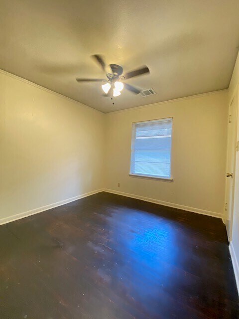 Building Photo - 4013 McDermed Dr