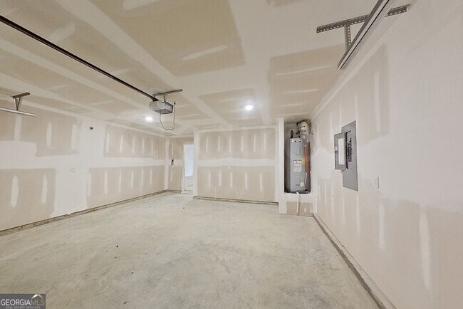 Building Photo - 113 Inez Ave