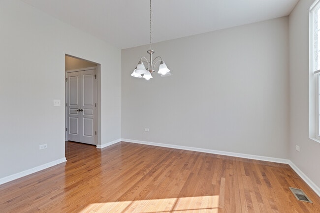 Building Photo - 3628 Birch Ln