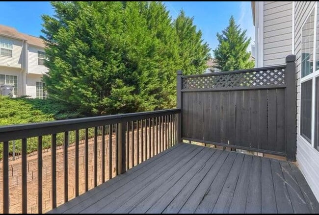 Building Photo - 1306 Thornborough Dr