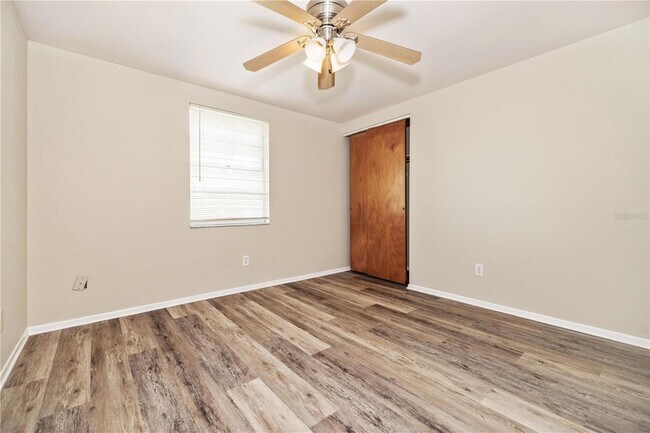 Building Photo - 3631 Anderson Ave