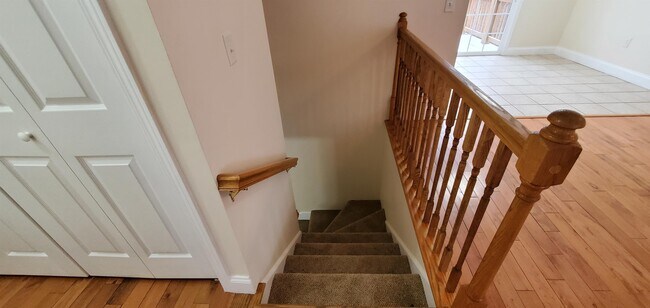 Building Photo - 172 Beth Ln