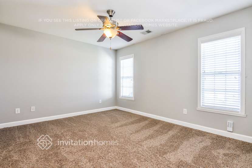 Building Photo - 5623 Roundup Cir