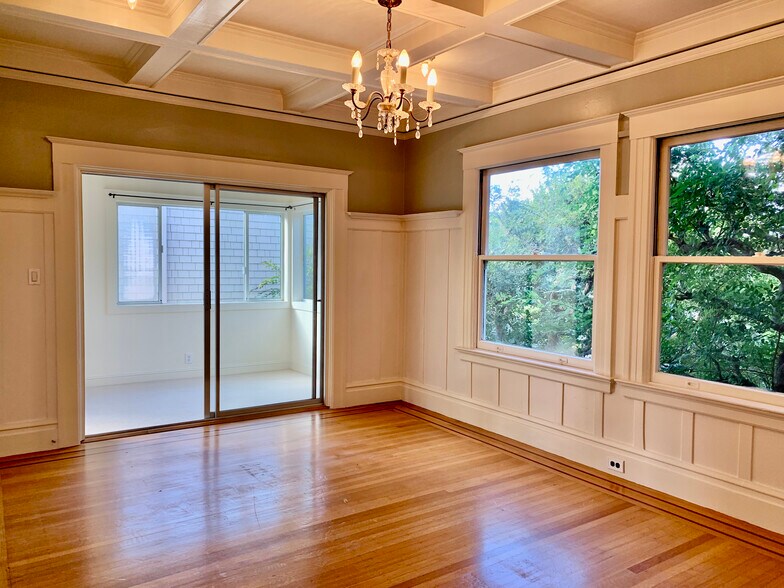 Building Photo - 2859 Divisadero St