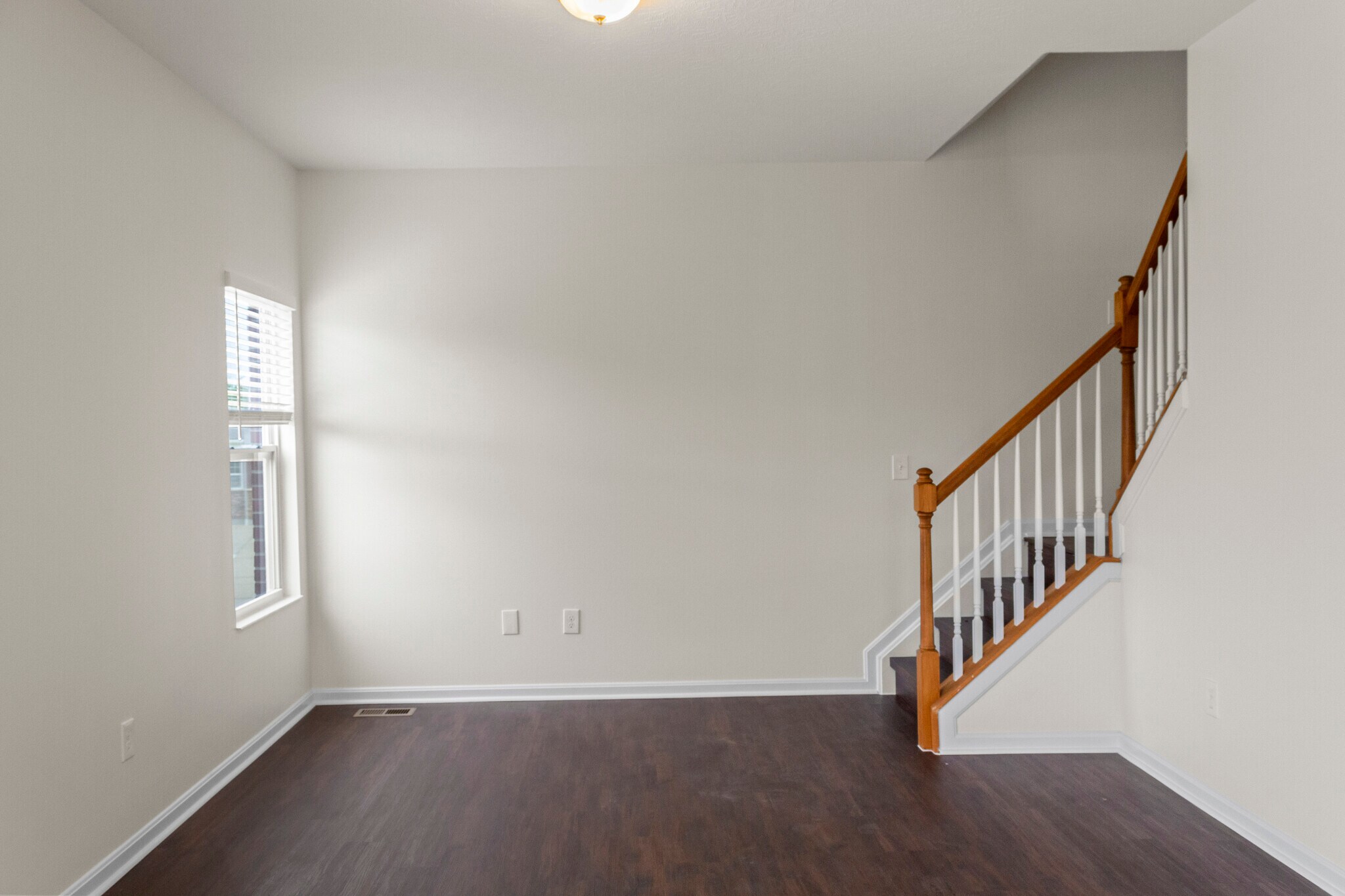 Building Photo - 6335 Arabian Dr