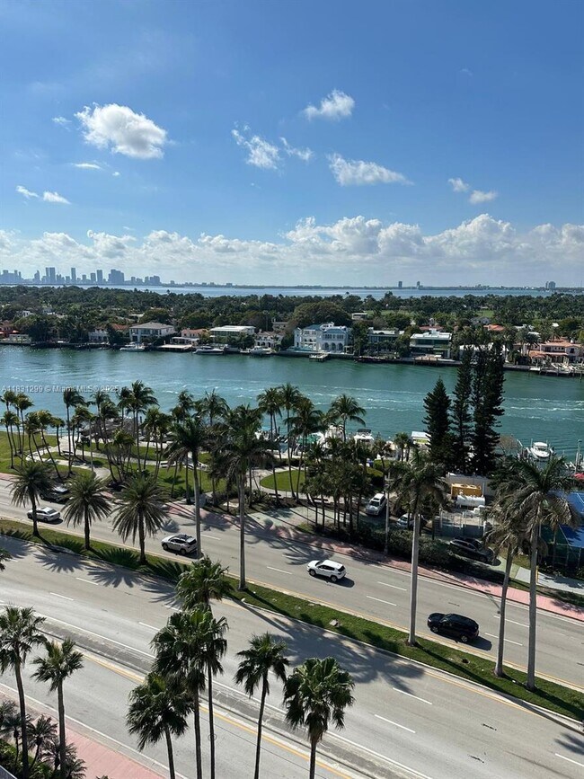 Building Photo - 5401 Collins Ave