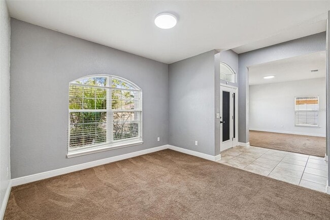 Building Photo - 13070 Sigmund St