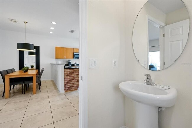 Building Photo - 3011 Red Ginger Rd