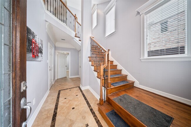 Building Photo - 4216 Eli St