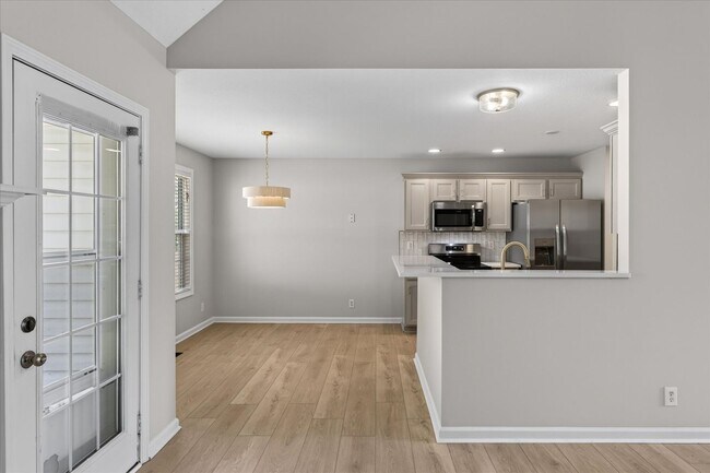 Building Photo - 3109 Holly Point
