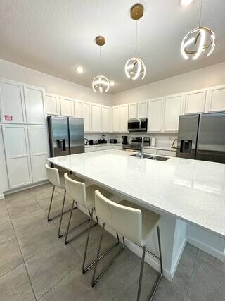 Building Photo - 282 Marcello Blvd