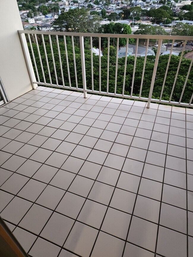 Building Photo - 2029 Nuuanu Ave