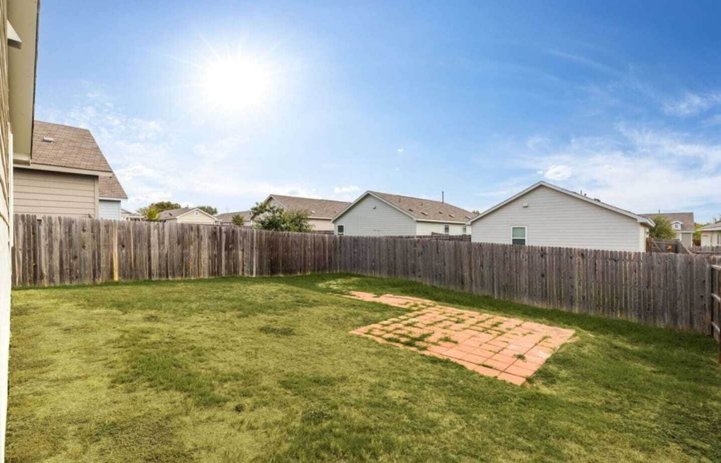 Building Photo - 5910 Lady Ln