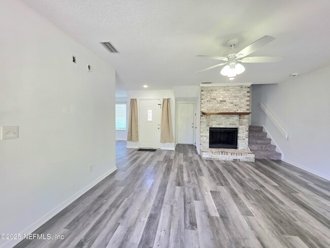 Building Photo - 6753 Newgate Cir E