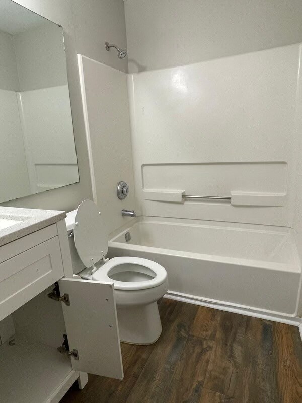 Bathroom - 1221 University Ct