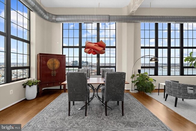 Building Photo - 1200 Steuart St