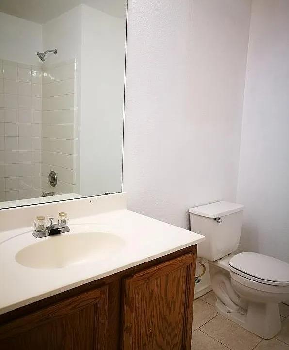 Building Photo - 713 Camino Alto Dr