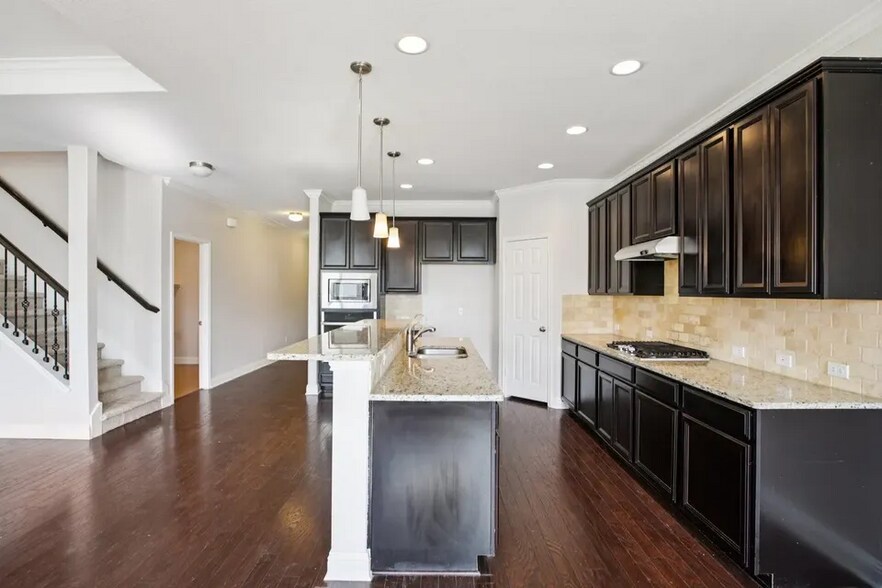 Building Photo - 19717 Shinning Isle Run