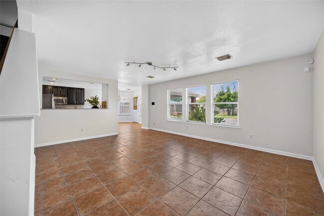Building Photo - 14123 Autumn Ridge Trail Dr