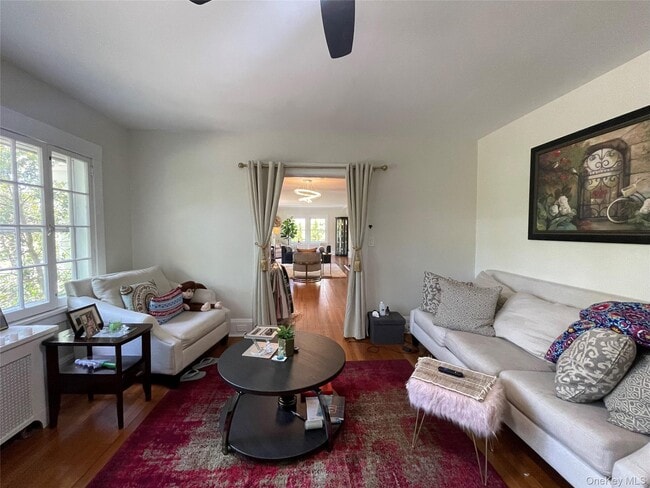 Building Photo - 38 Gedney Park Dr