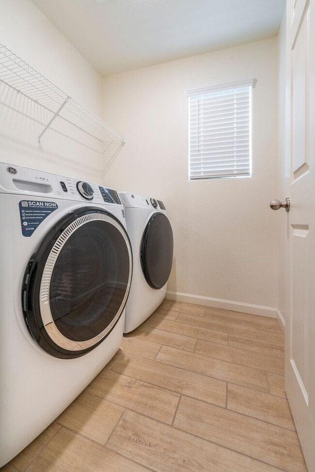 Building Photo - 6313 E Meritage Dr