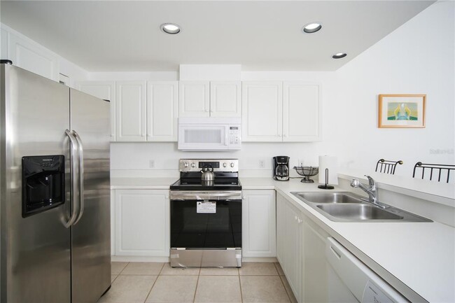 Building Photo - 3702 54th Dr W