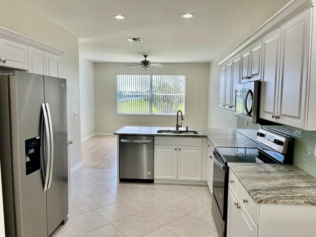 Primary Photo - 10419 SW Southgate Ct