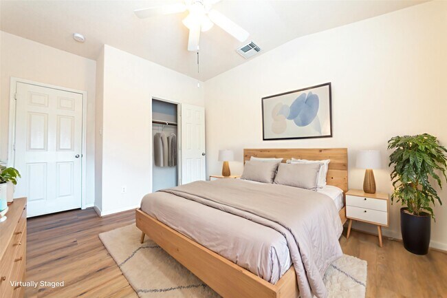 Building Photo - 26419 Marble Falls Bend