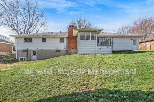 Building Photo - 1706 NE 77th St