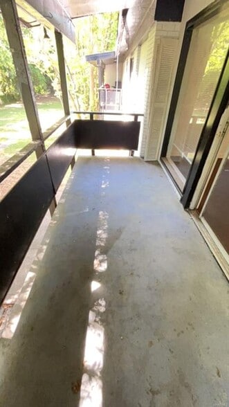 Building Photo - 3723 Wesley Dr