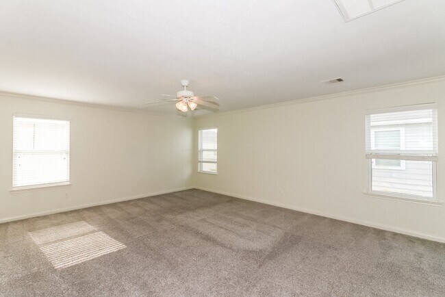 Building Photo - 2727 Skyview Grove Ct