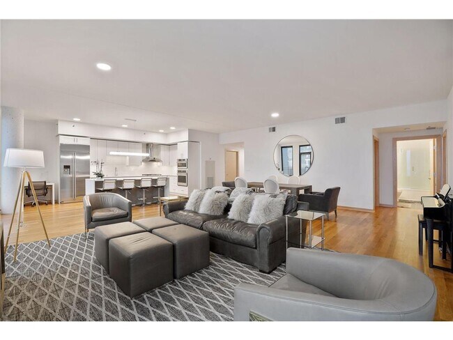 Building Photo - 1240 S 2nd St