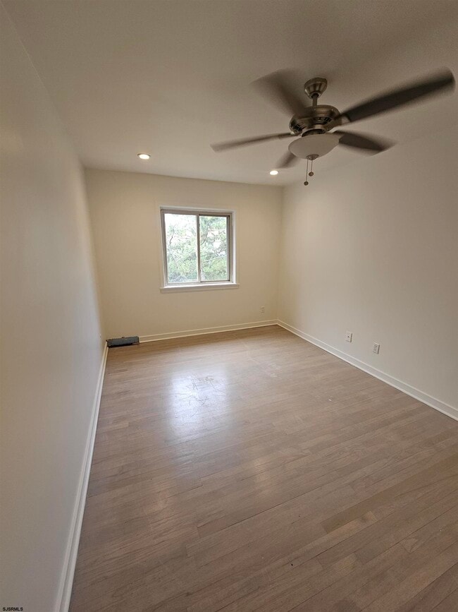 Building Photo - 801 Dudley Ct
