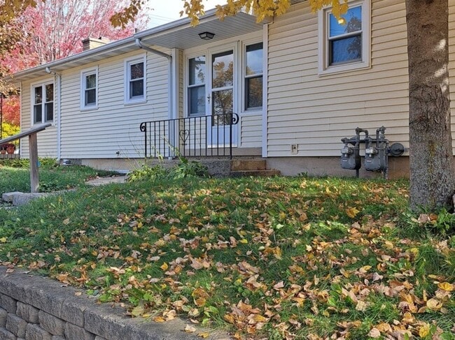 Building Photo - 3711 Waukegan Rd