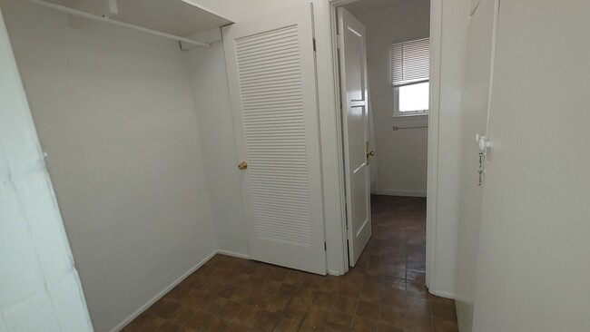 Interior Photo - 807 W. 30th St.