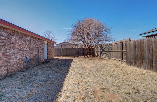 Building Photo - "Charming 3-Bed, 2-Bath Home in Lubbock - 1509 Sq Ft of Comfortable Living!"