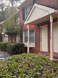 Building Photo - 170 Northview Dr