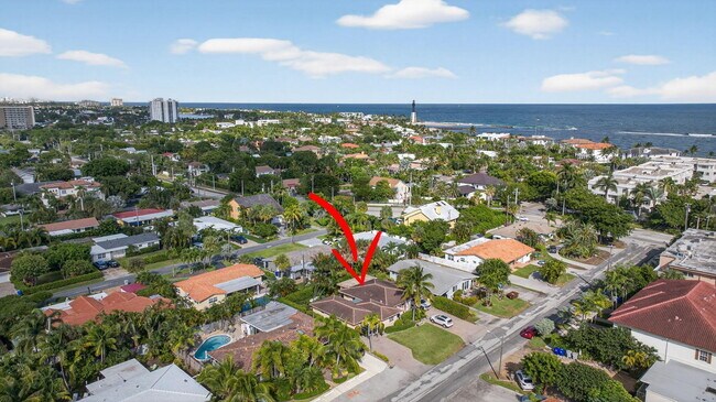 Building Photo - 3207 Marine Dr