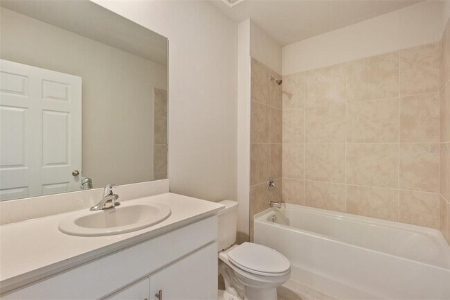 Building Photo - 25361 Doredo Dr