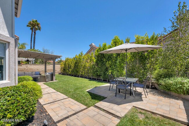 Building Photo - 1847 Fox Springs Cir