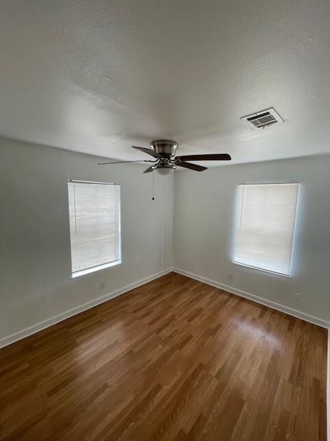 Building Photo - 1105 1/2 Tillery St