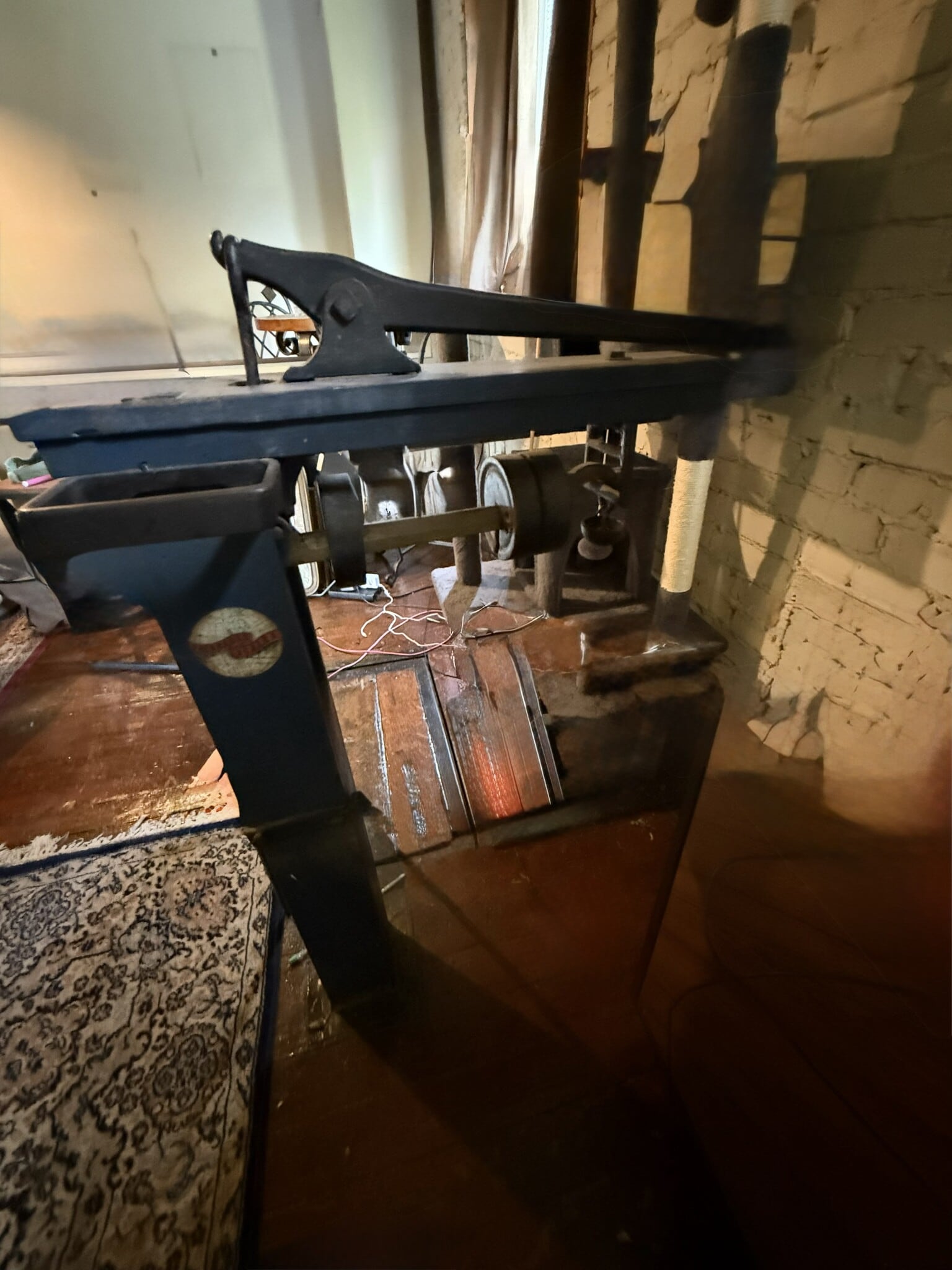 Original scale in Living Room - 11 Spruce St