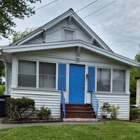 Building Photo - 240 78th St