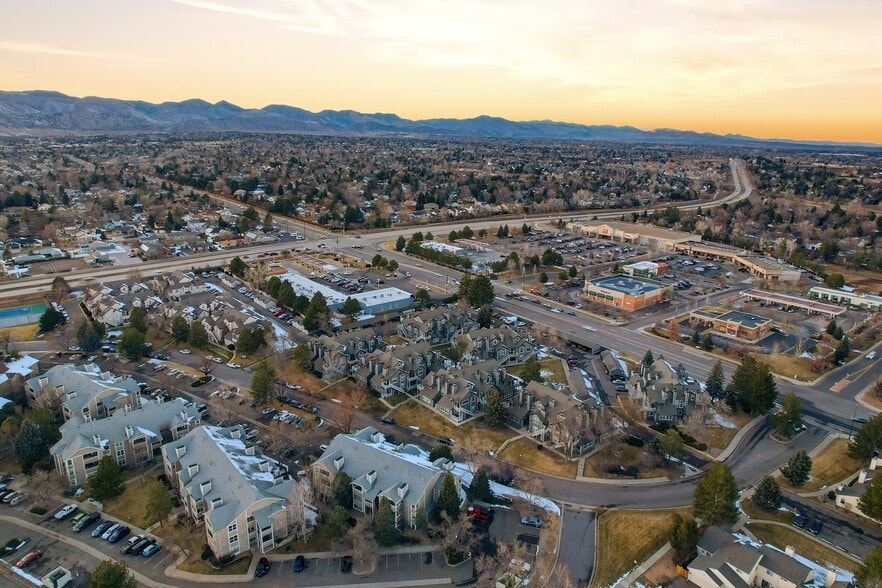 Building Photo - 8327 S Upham Way