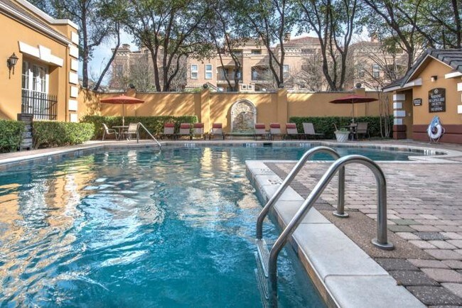 Building Photo - 2 bedroom in Dallas TX 75204
